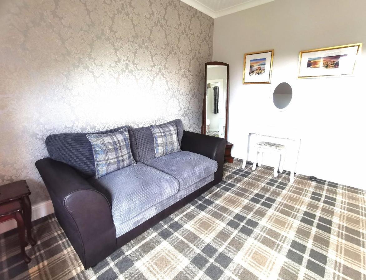 The Knowe Guest House คาลเลนเดอร์ ภายนอก รูปภาพ